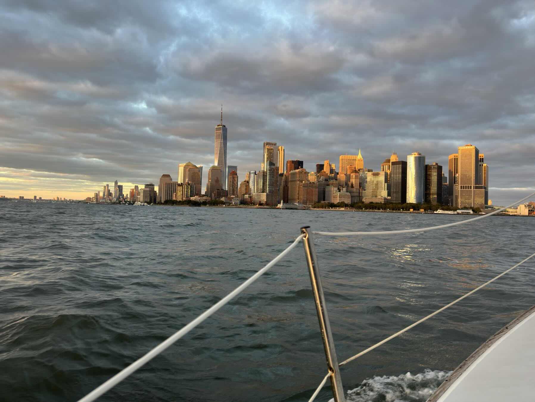 Sunset Sail _57A9E0BB-22DD-46F3-BB32-D7F82F700217
