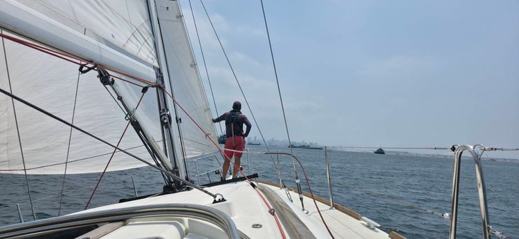 Voyage photo from Papaya to Caylabne