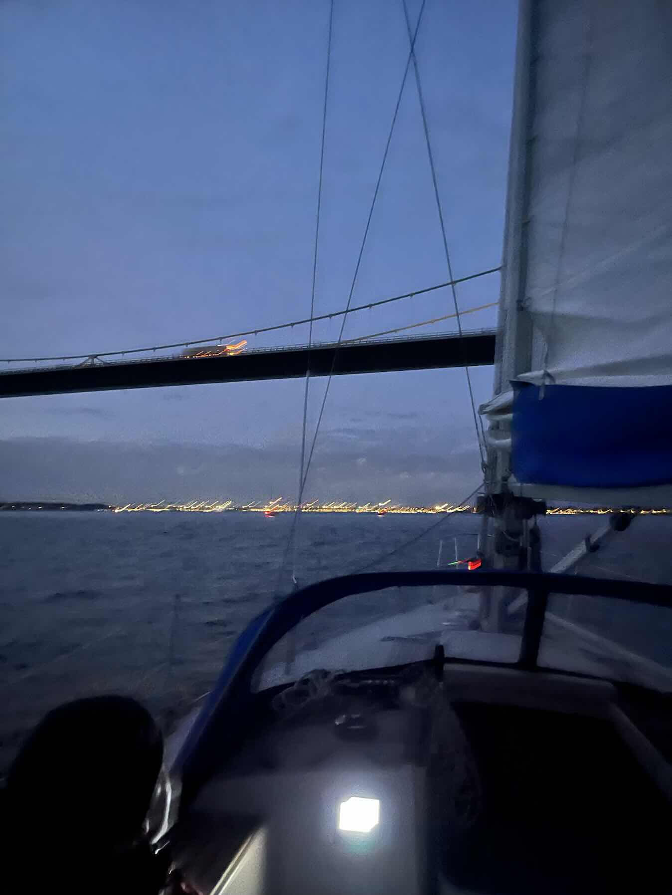 Beautiful evening/night sail with a good friend_FE3C234C-A263-4D78-B1ED-02569556078C