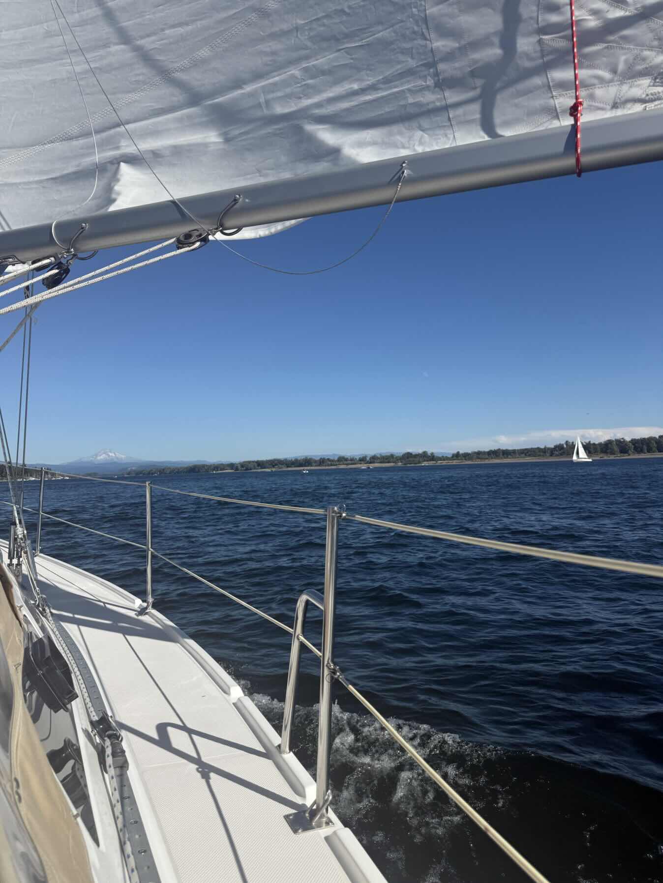 Kid’s First Sail!_274AC420-5D8F-413D-96AB-397169505AB6