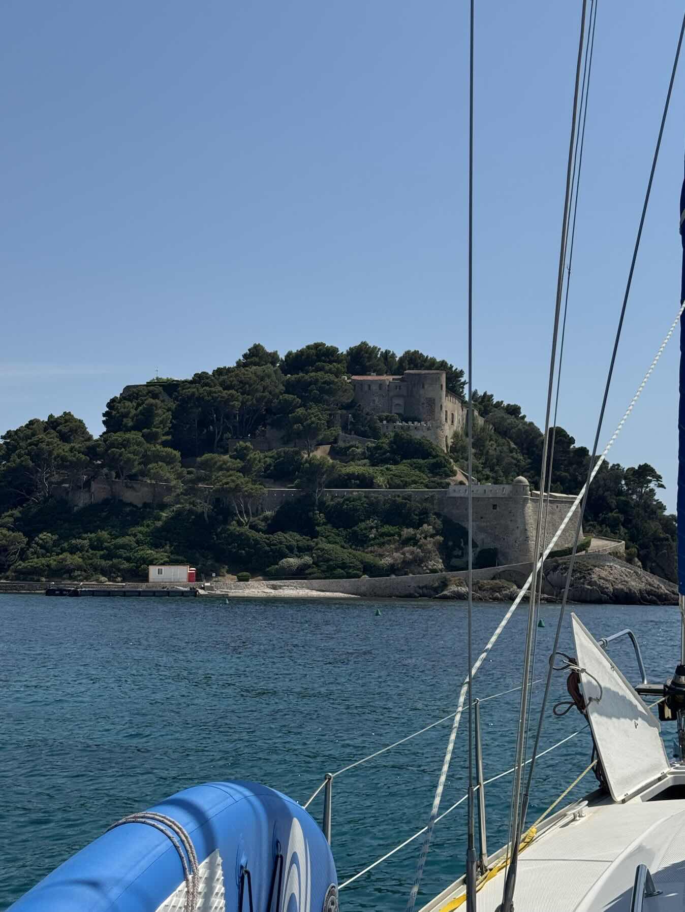 Sailing with Peter and Maddie_8F3220B6-C316-40C5-B771-FAA503EE8C11