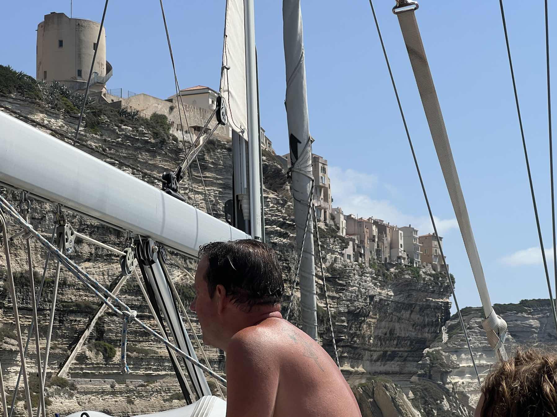 Tourist sail around bonifacio_D0C7F82B-A0F5-409E-A219-41C44B59C1E5