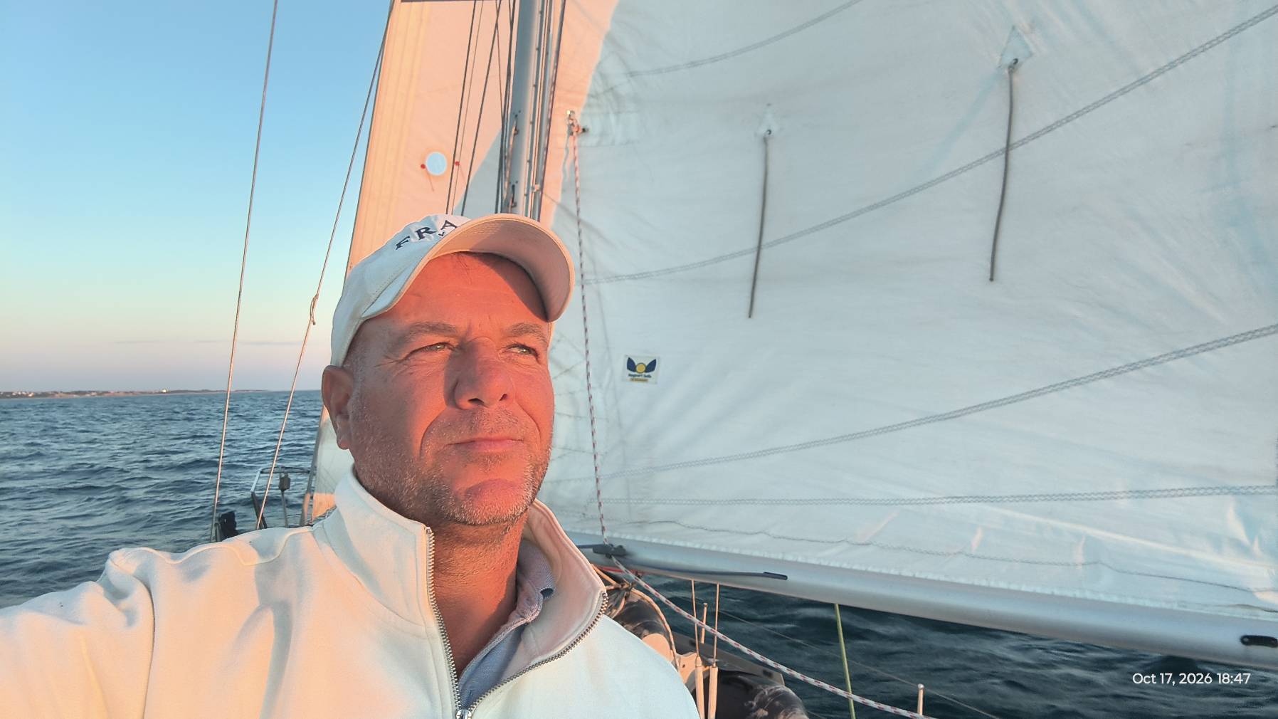 continue my 2th 💯 solo Sailor from Amsterdam _A9B4E0A3-5629-41C0-A67C-A21B15ABD2FF
