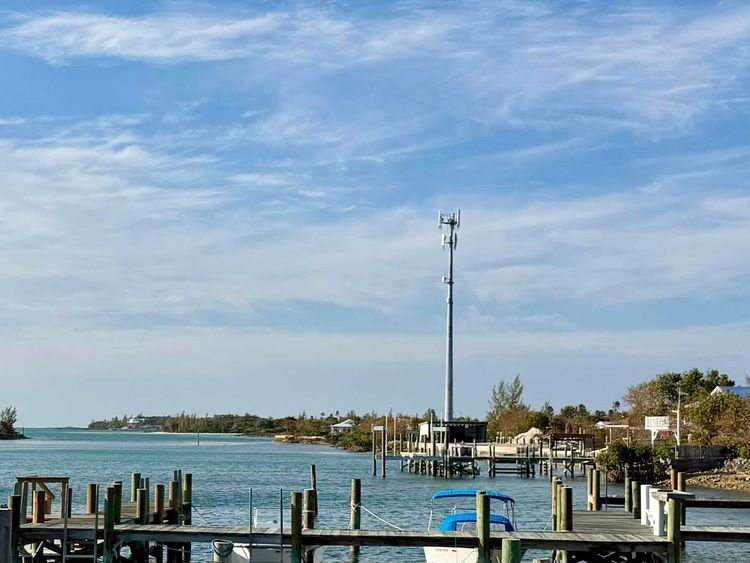 Voyage photo from Man o War Cay 