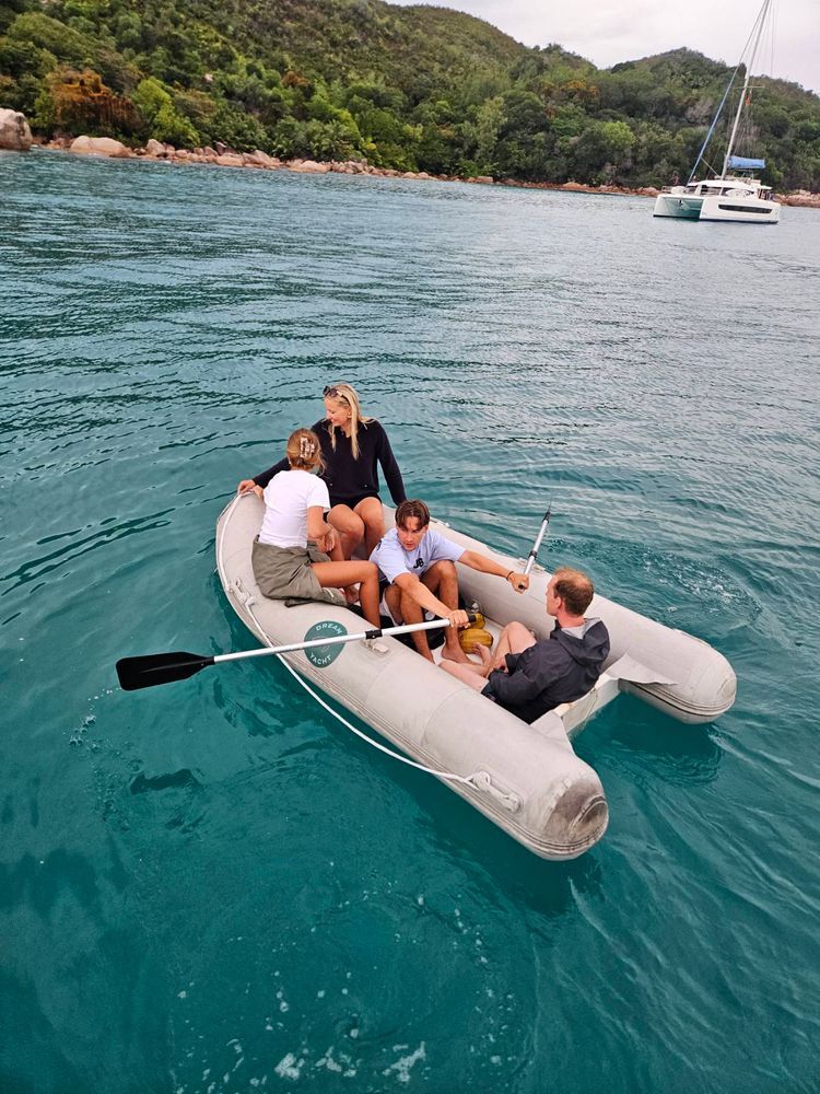 Voyage photo from Anse Government to Anse Lazio