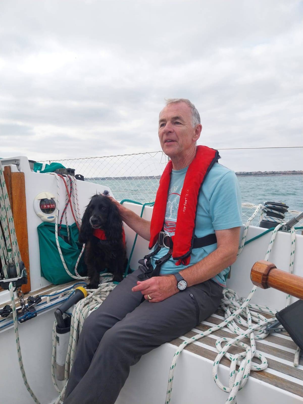 Spinnaker struggles_67B9083A-BA91-4BBF-9266-7A21F31A4D9E