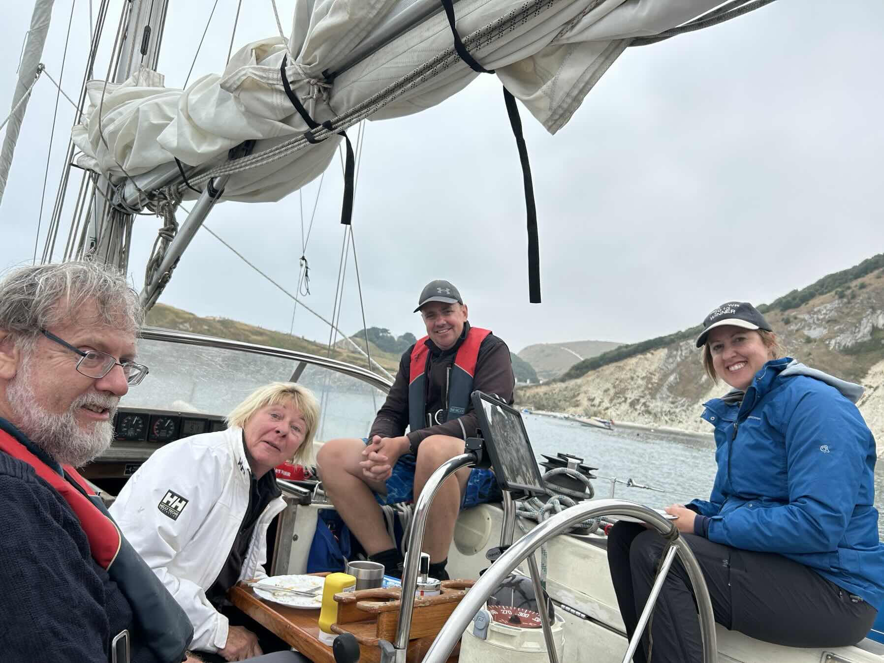 Lulworth cove for breakfast and a dip._9DBDE569-FC52-4BCF-91E9-E09FF50E6CE0