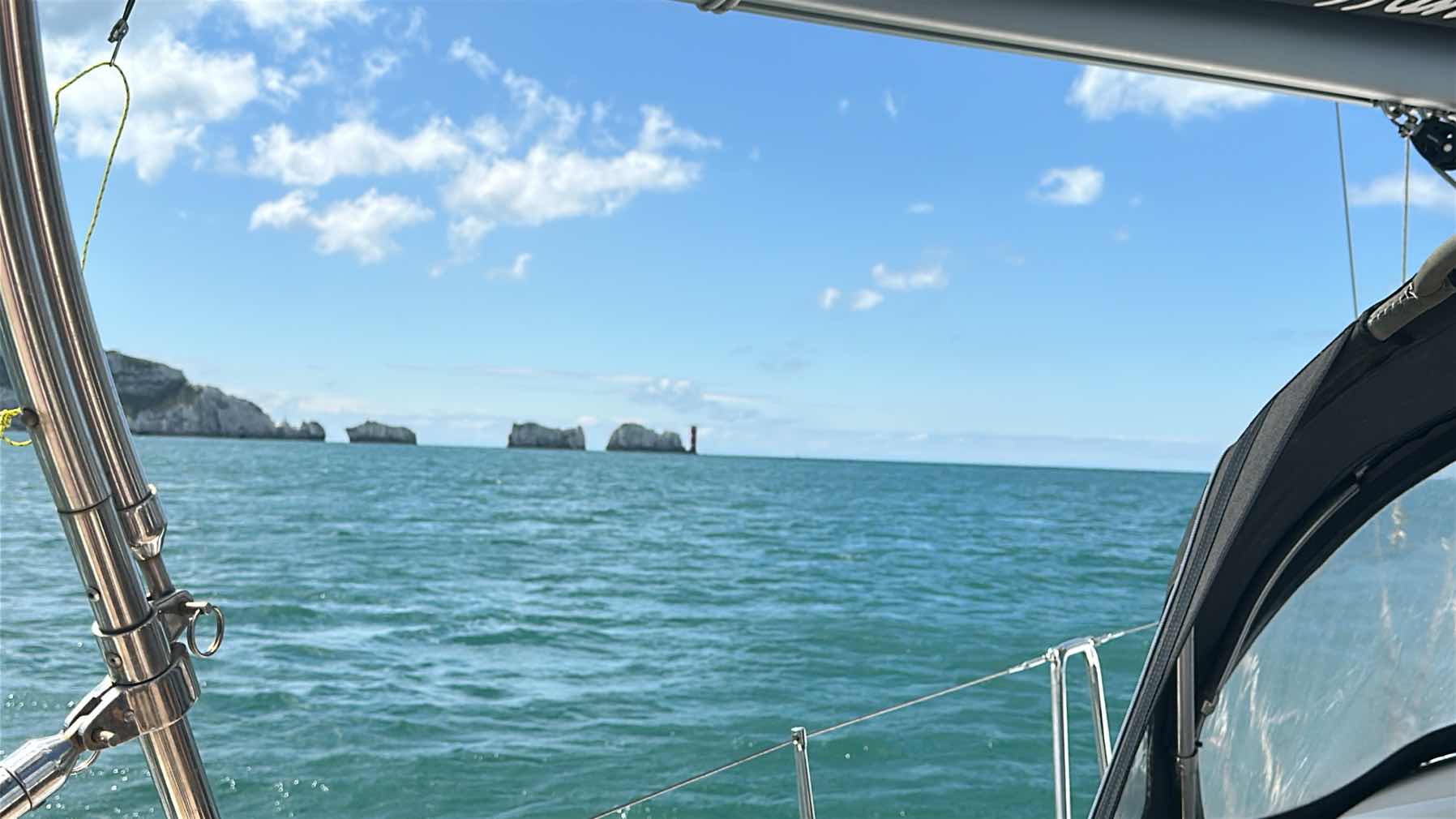 Trip Gosport to Weymouth on Paul Godfrey’s “Doris” Hanse 388. Fresh N / NE winds -starboard tack the whole way!!_325930CA-A504-4C76-A029-1C93AD925BB9