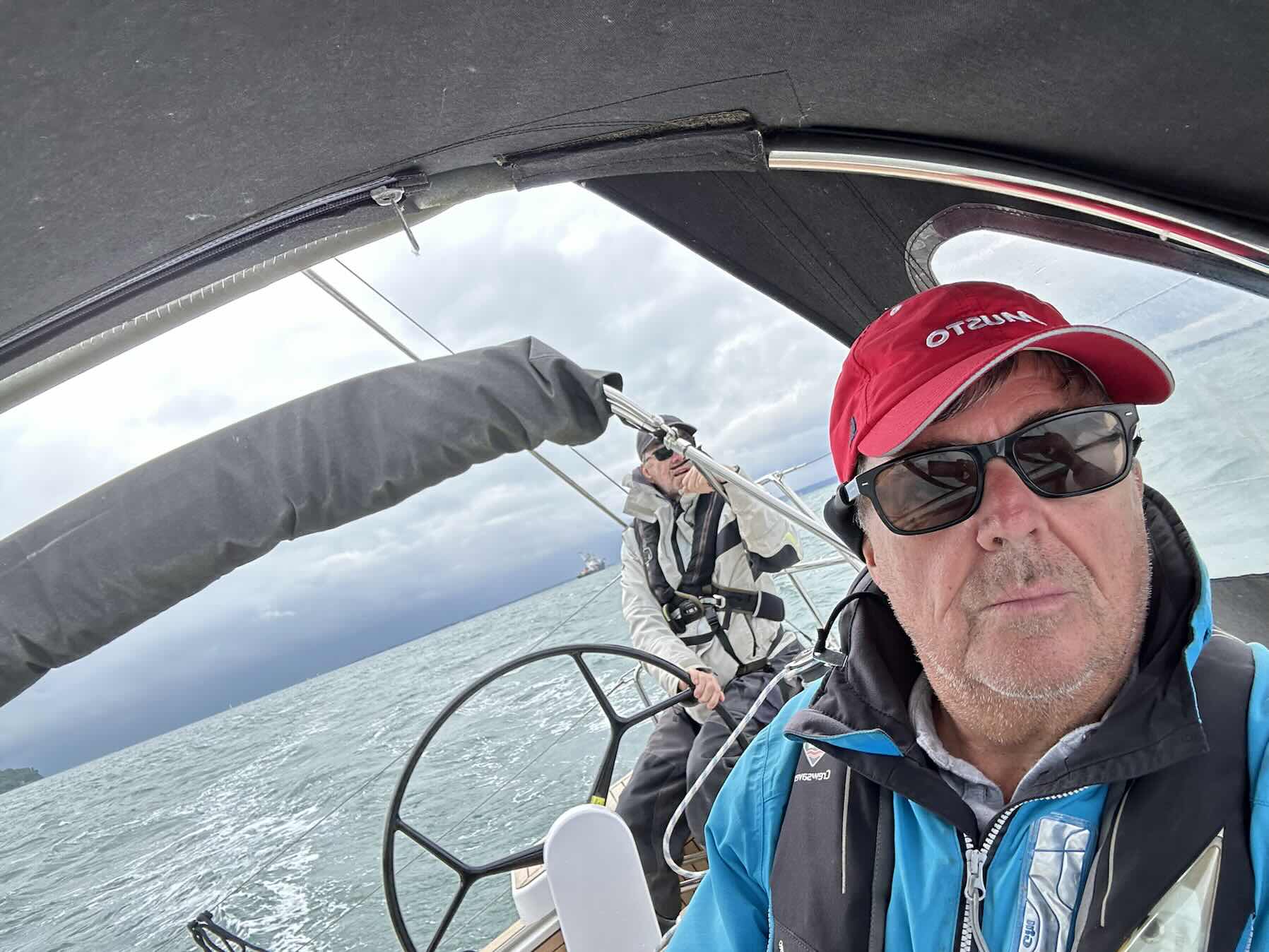 Trip Gosport to Weymouth on Paul Godfrey’s “Doris” Hanse 388. Fresh N / NE winds -starboard tack the whole way!!_B6731D31-DE5D-4EDF-B88F-0B3E45DDB07E