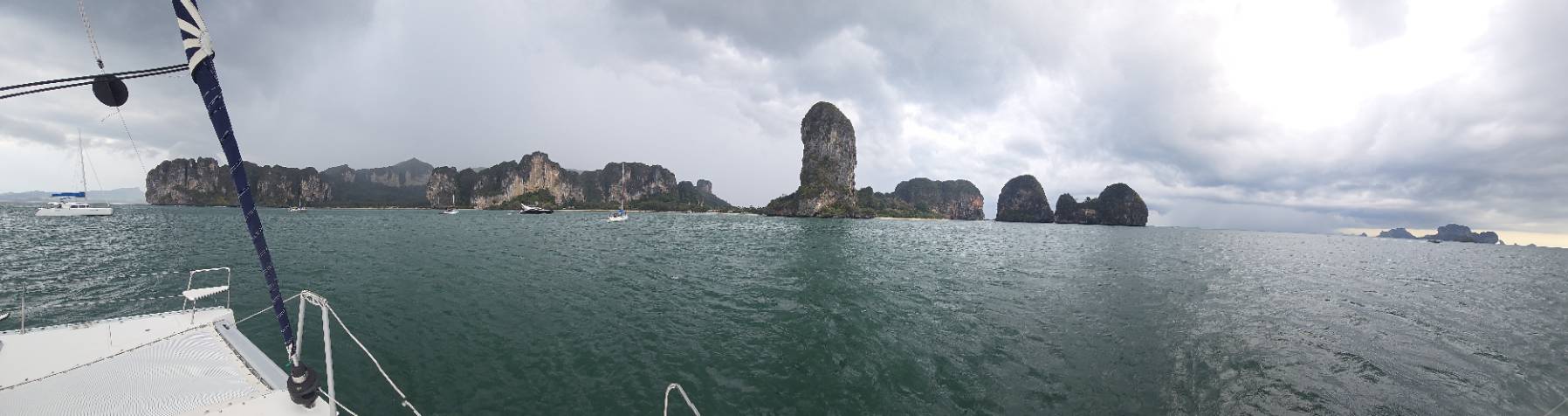 Voyage_766D7179-2797-4F55-B932-15F865E8F673