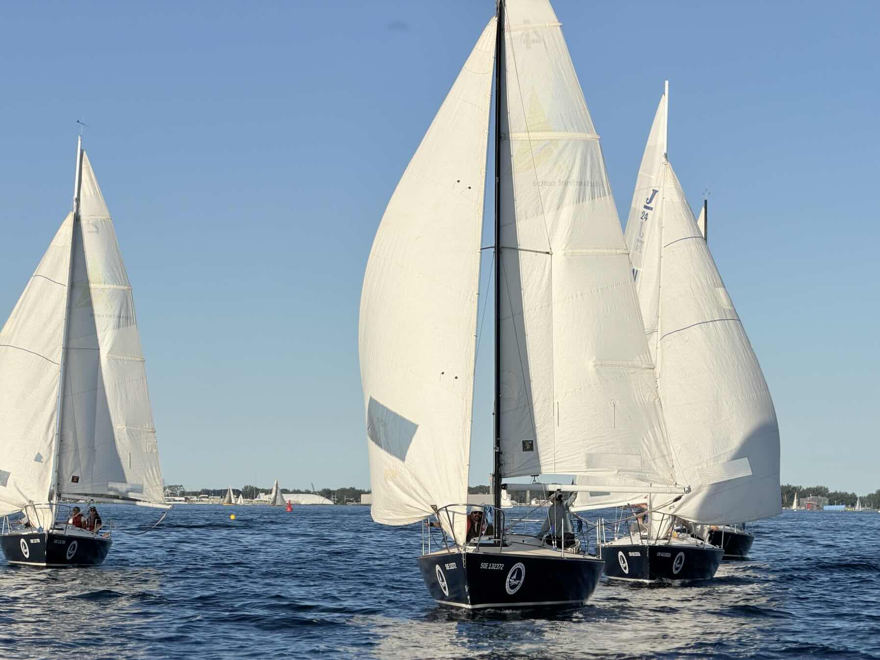 Tuesday Racing_05FBCFE7-D1F5-47C1-9A3E-84CAF993BFA2
