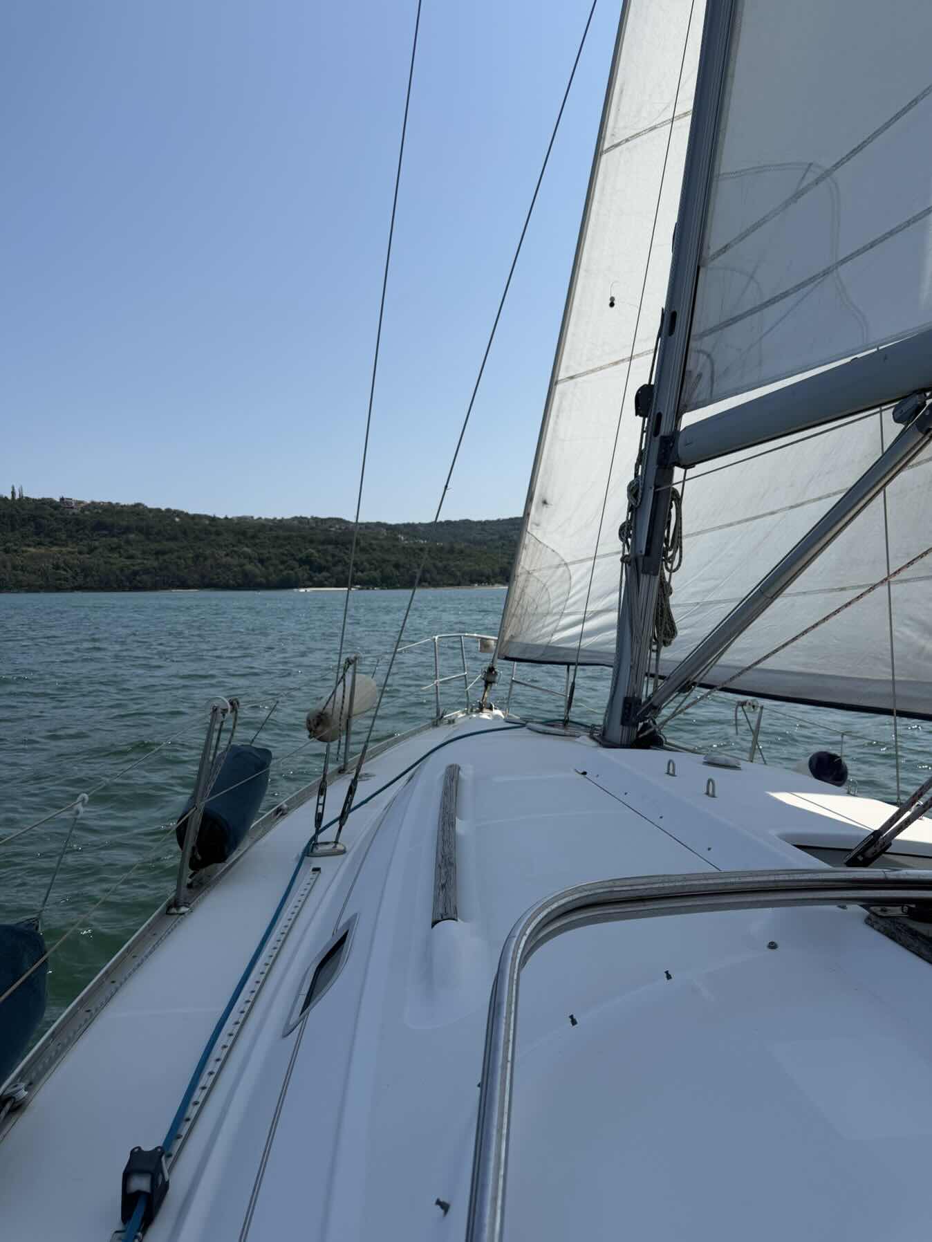 Sail training session_E6669BBE-F443-438E-94D6-7F602F83A144