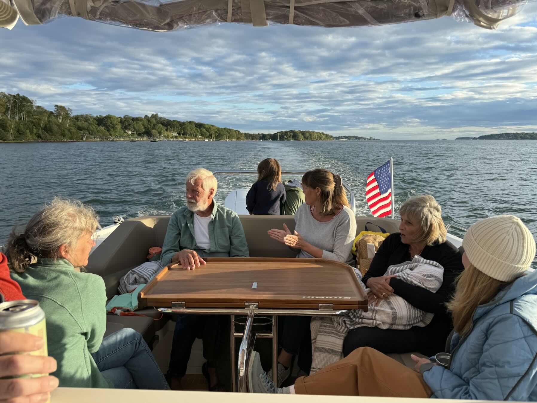 Evening cruise with friends and family!!_7B2562CB-19CC-4B75-8E84-2EA99F403947