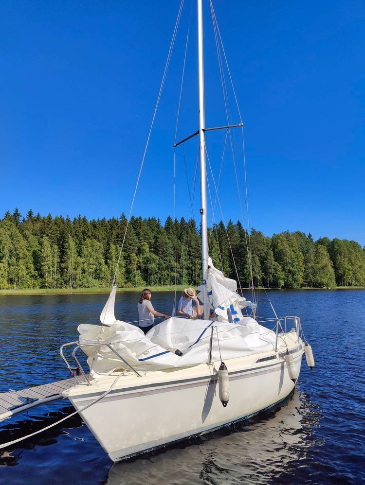 Voyage photo from Pimeesalmen jäätelökesä