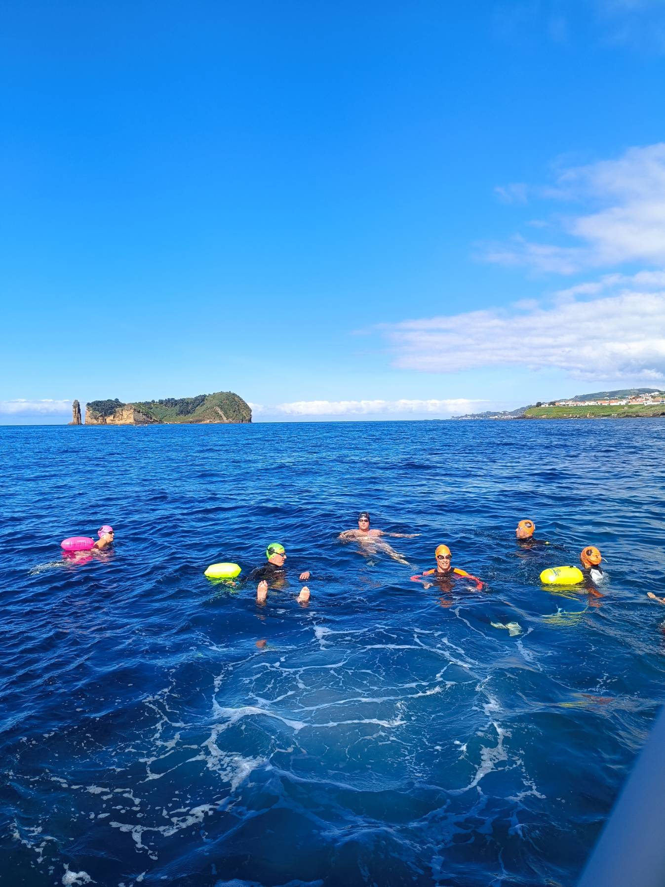 Masters Swim Tours (Ilhéu da Vila Franca)_9AF08366-4F1F-40D2-8116-B0DBBC379B66