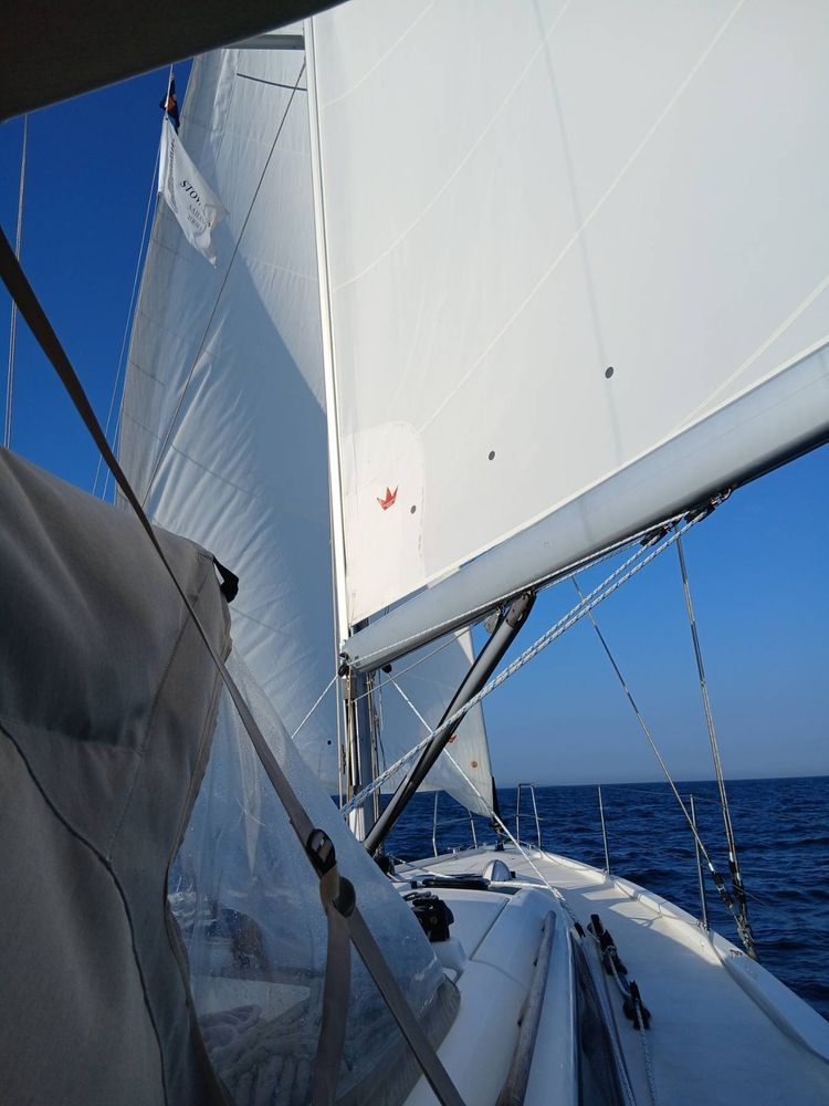 Voyage photo from Hamble to St Helier