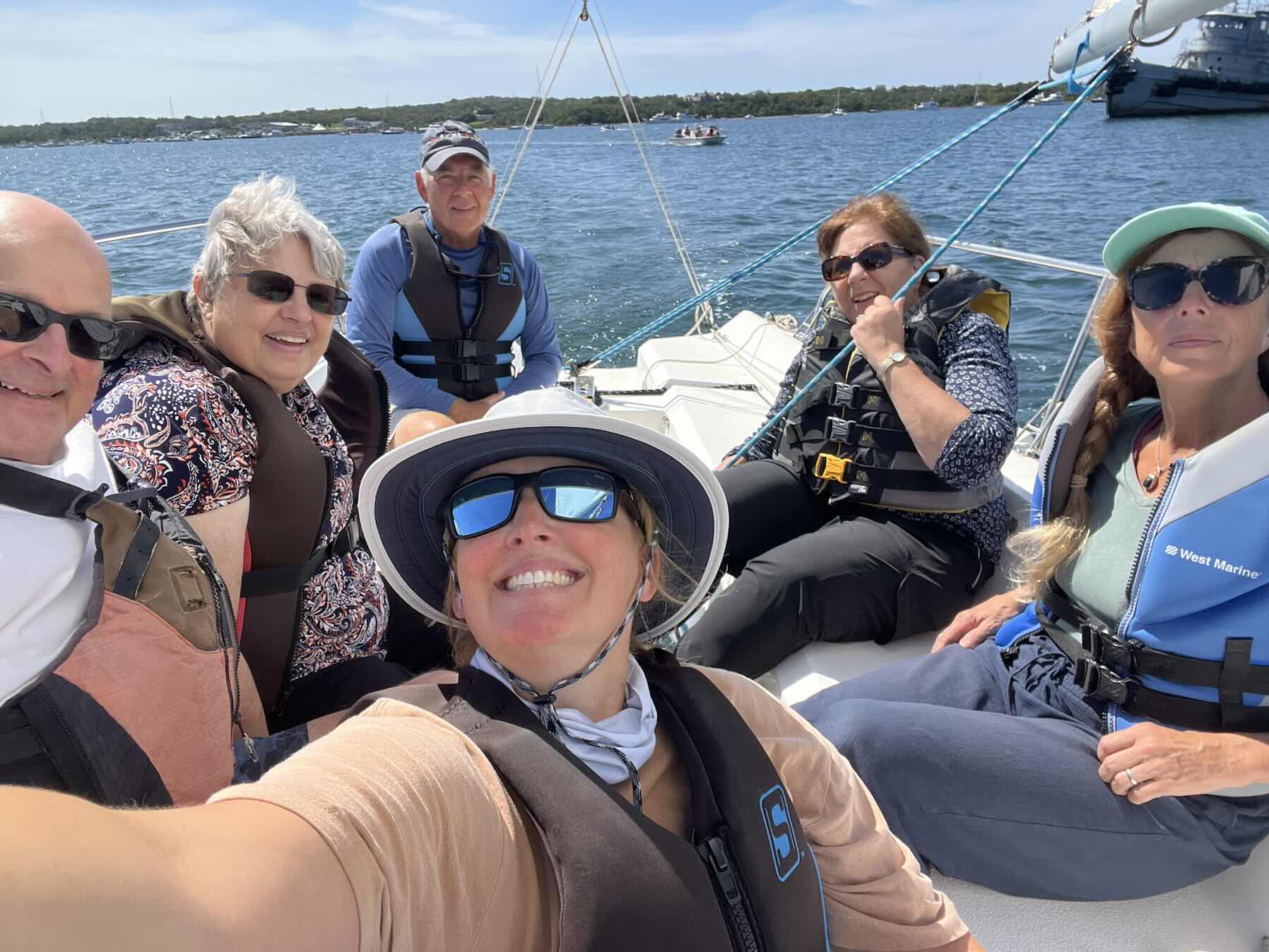 Intro to Sailing Group_B473C7FC-BFA5-40BF-8AEE-A7DCF069D6B0