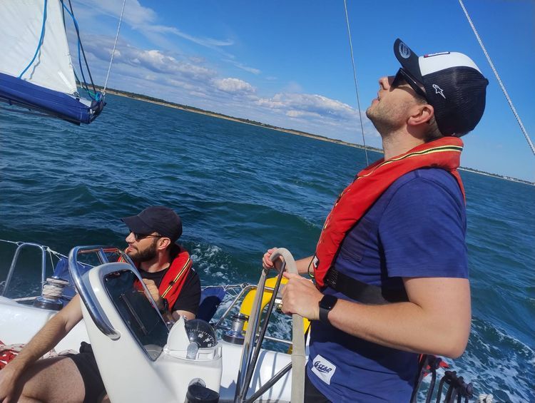Voyage photo from Day outing around the Solent John, Liz, Pawel, Ben