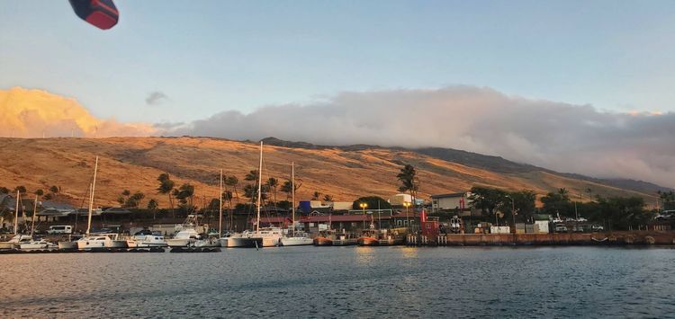 Voyage photo from Ma'alaea Harbor-Papohaku Roadstead,Moloka'i