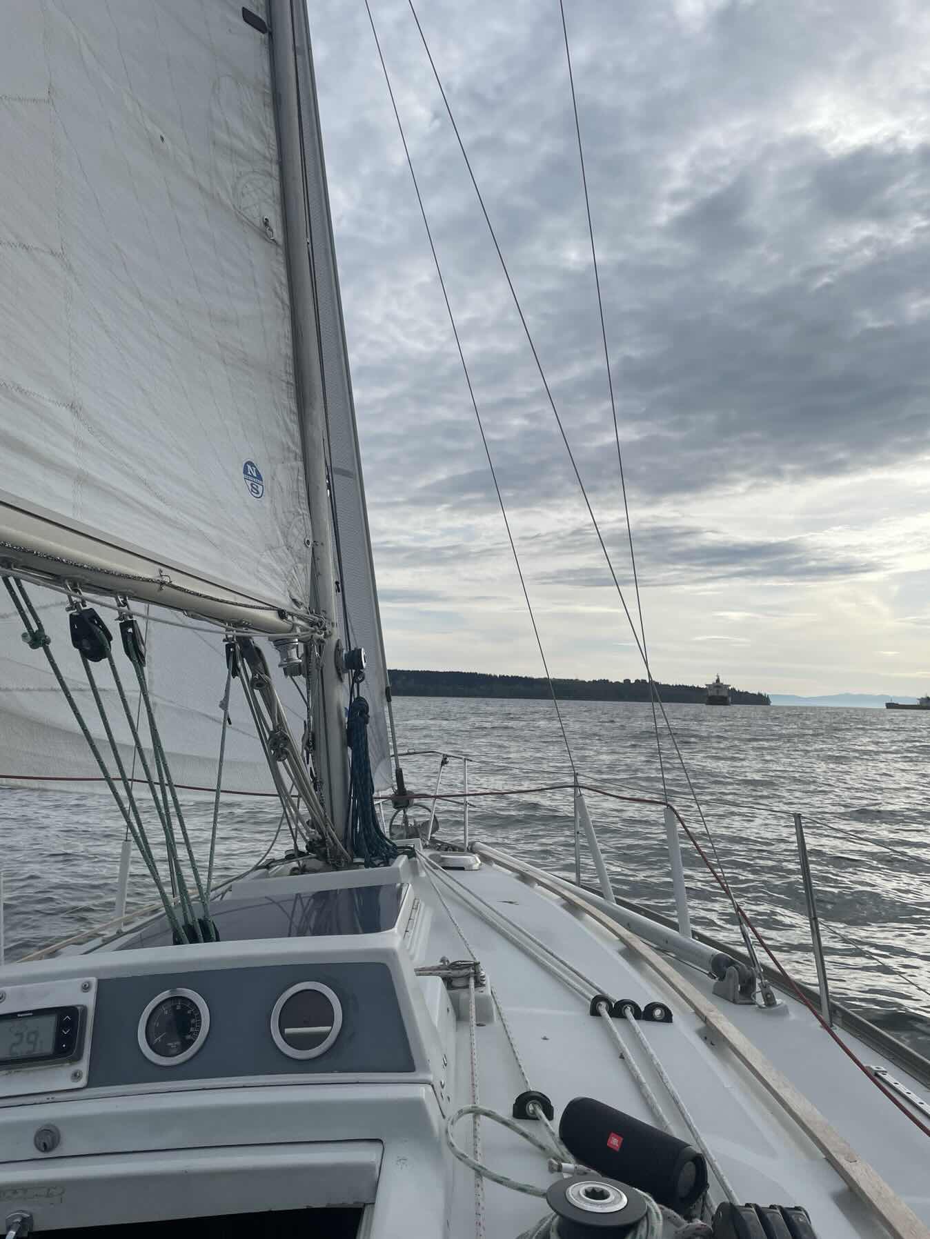 Sunset Sail_238D74B5-979B-423B-A52C-013501D245E2