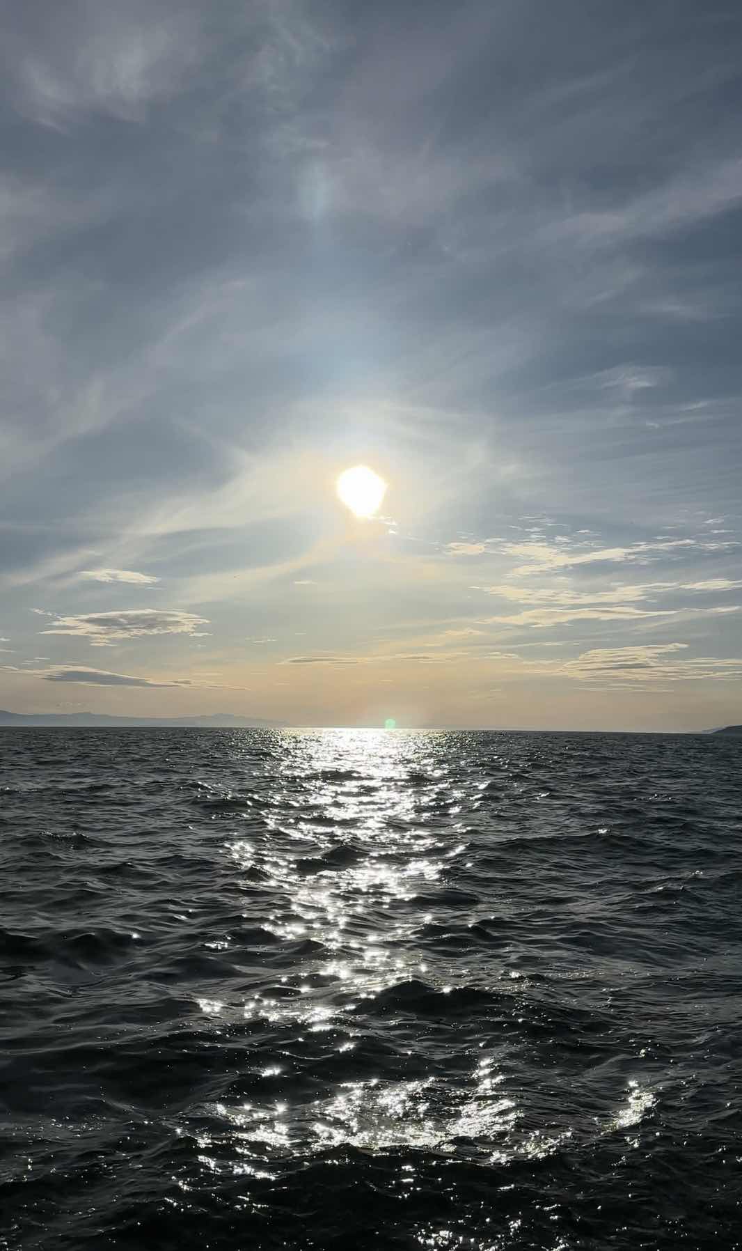 Sunset Sail_BD00801A-597A-4478-8E20-2ADE6E620797
