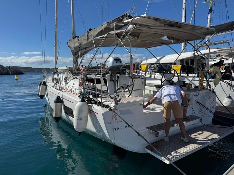 Voyage photo from M San Miguel to M San Miguel