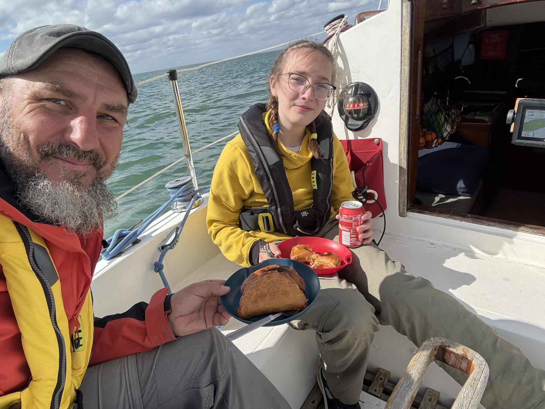 Assisting Collana a Westerly Centaur yacht from LHYC to Marconi SC at Blackwater river _E2CF482E-F41A-487C-96A0-11351BB2C142