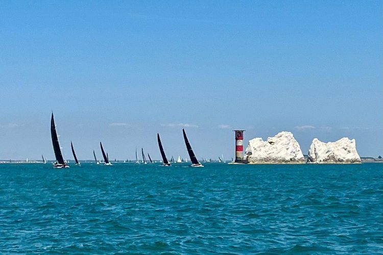 Voyage photo from Cowes Dinard St Malo