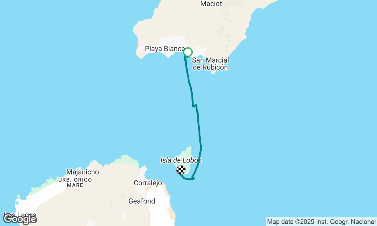 Sailing to la Isla Lobos to anchor 