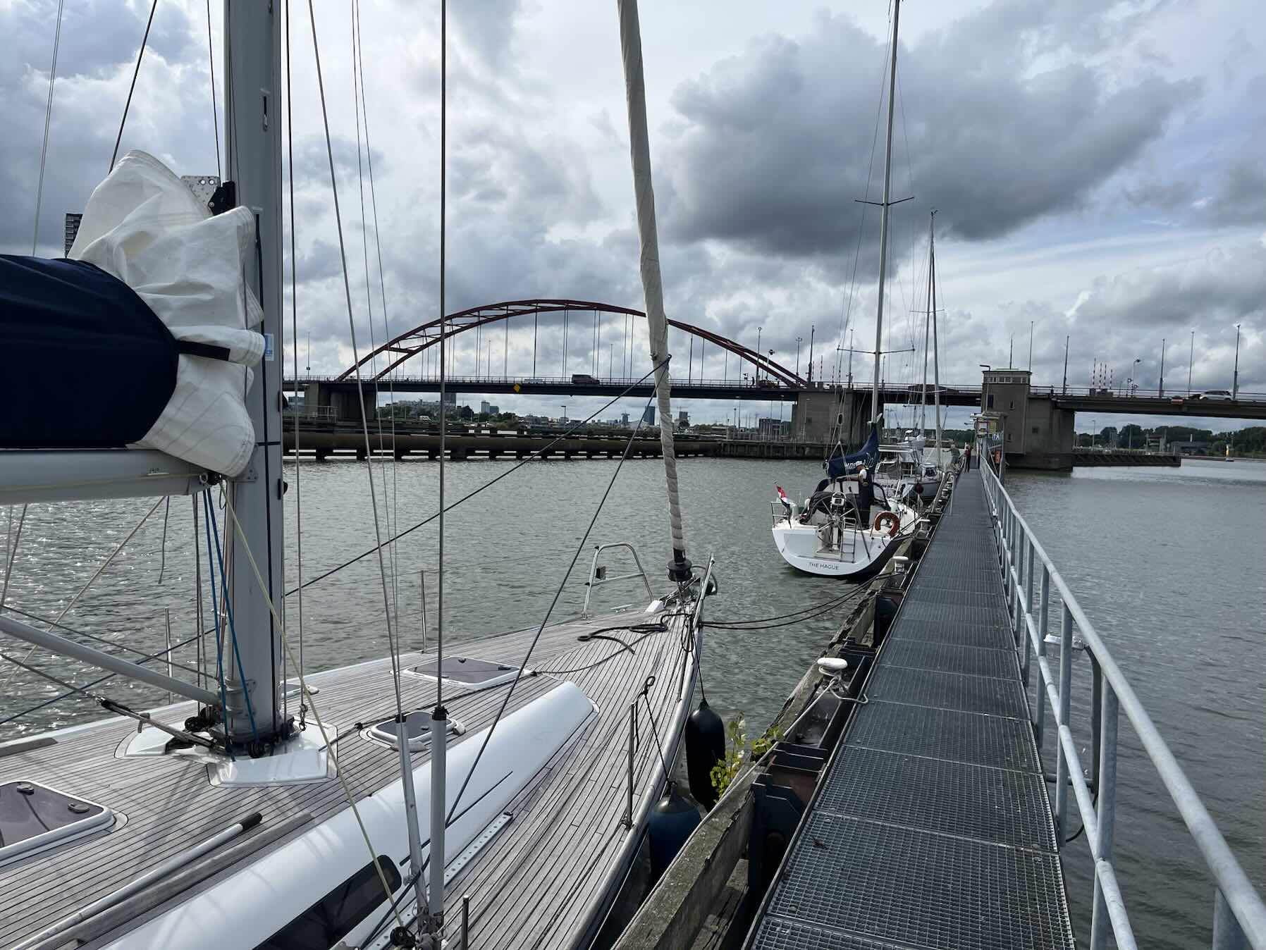 Enkhuizen to Amsterdam_6A0451E6-96FB-43EC-9344-B64804BF4DF1