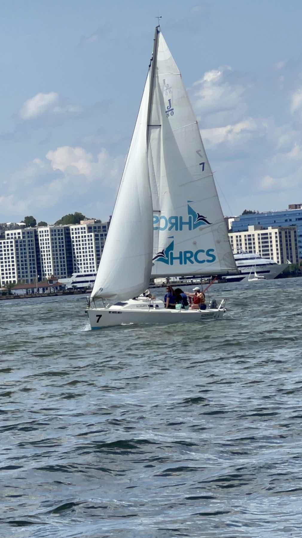 Lunch sailing _CF9E2588-0DE5-4D4F-A21C-BA2F9D383630