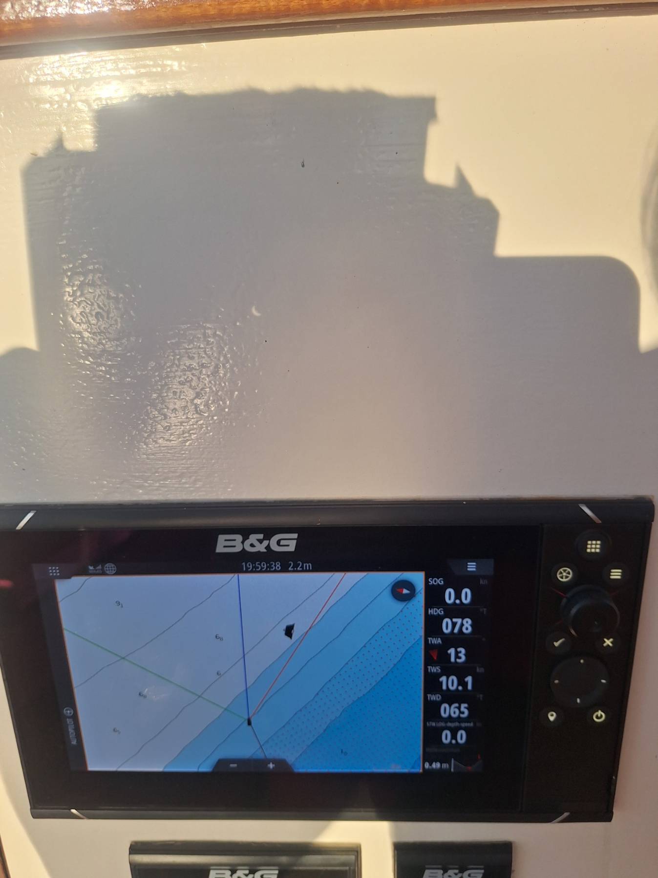 Watching the eclipse at anchor_BB6A4F54-1471-4407-A21C-242BC84ECBD1