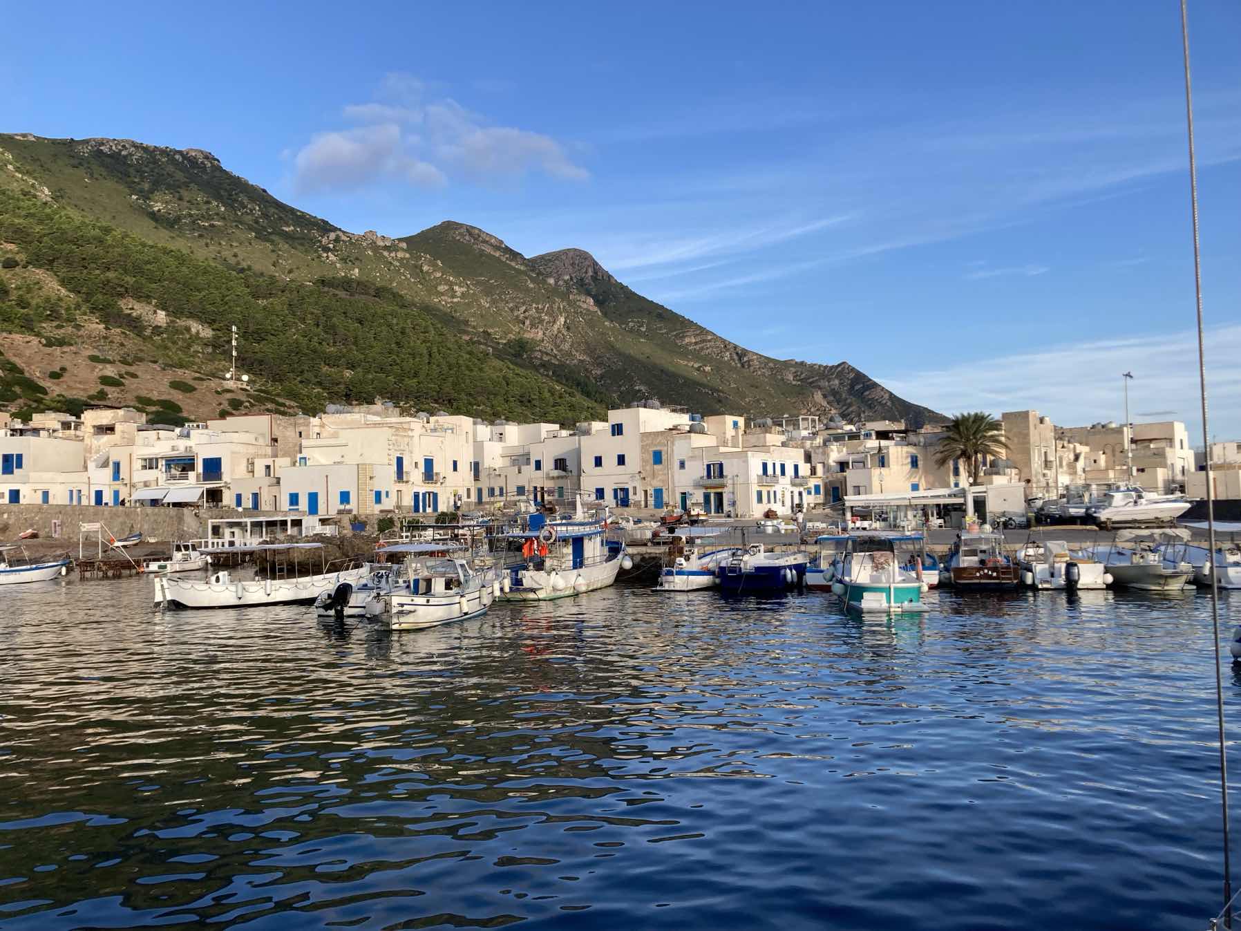 Lun. 29/09 Da Favignana cala azzurra a Marettimo scalo nuovo_57296BB9-4B95-40B2-9347-F635A225767E