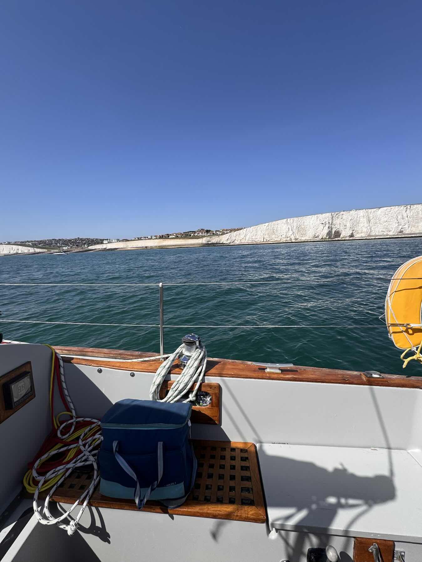 Bank holiday, first time anchoring. All went smoothly. Beautiful day_F49B32FE-4198-4A33-8FDD-0AD655D9322C