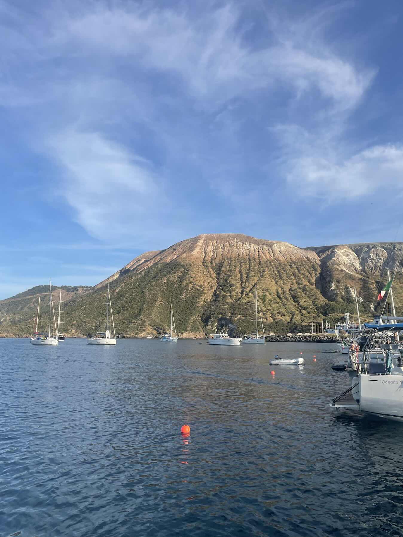 Aeolian islands 2026.⛵️🇮🇹
Day 1. _0CA08F3D-4FB5-4A55-88B3-19CF040B190B