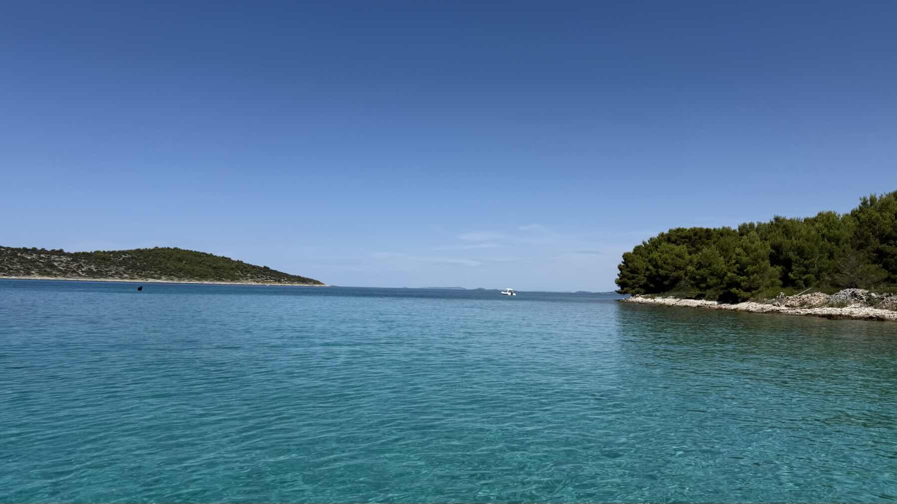 Blue Lagoon _6B8CA75C-06F3-48F6-AEC3-F233B3368155