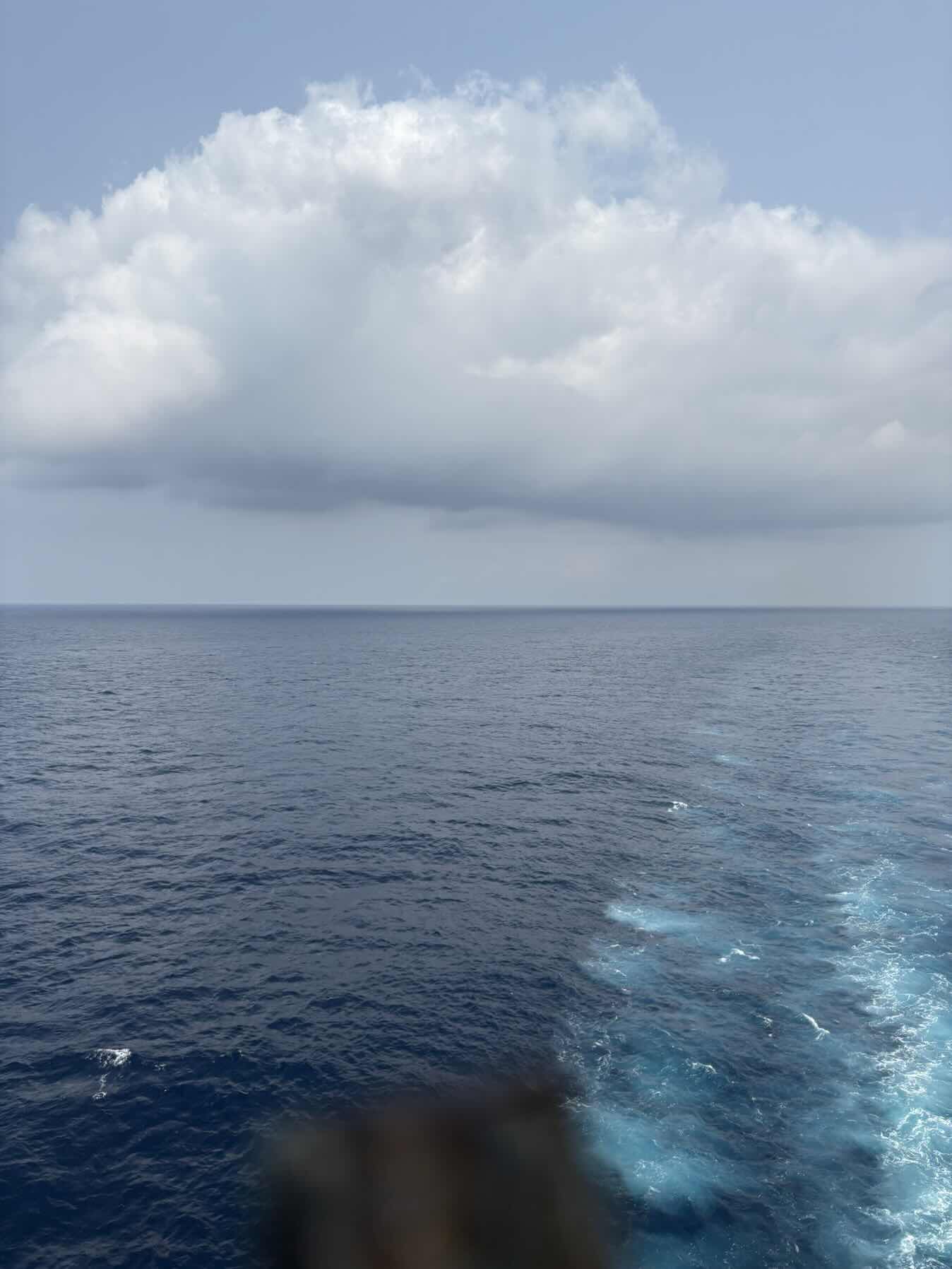 Cruise around South China Sea _3E2CB8B8-C9D9-4BCE-A7BB-CEEBFB26E3A5