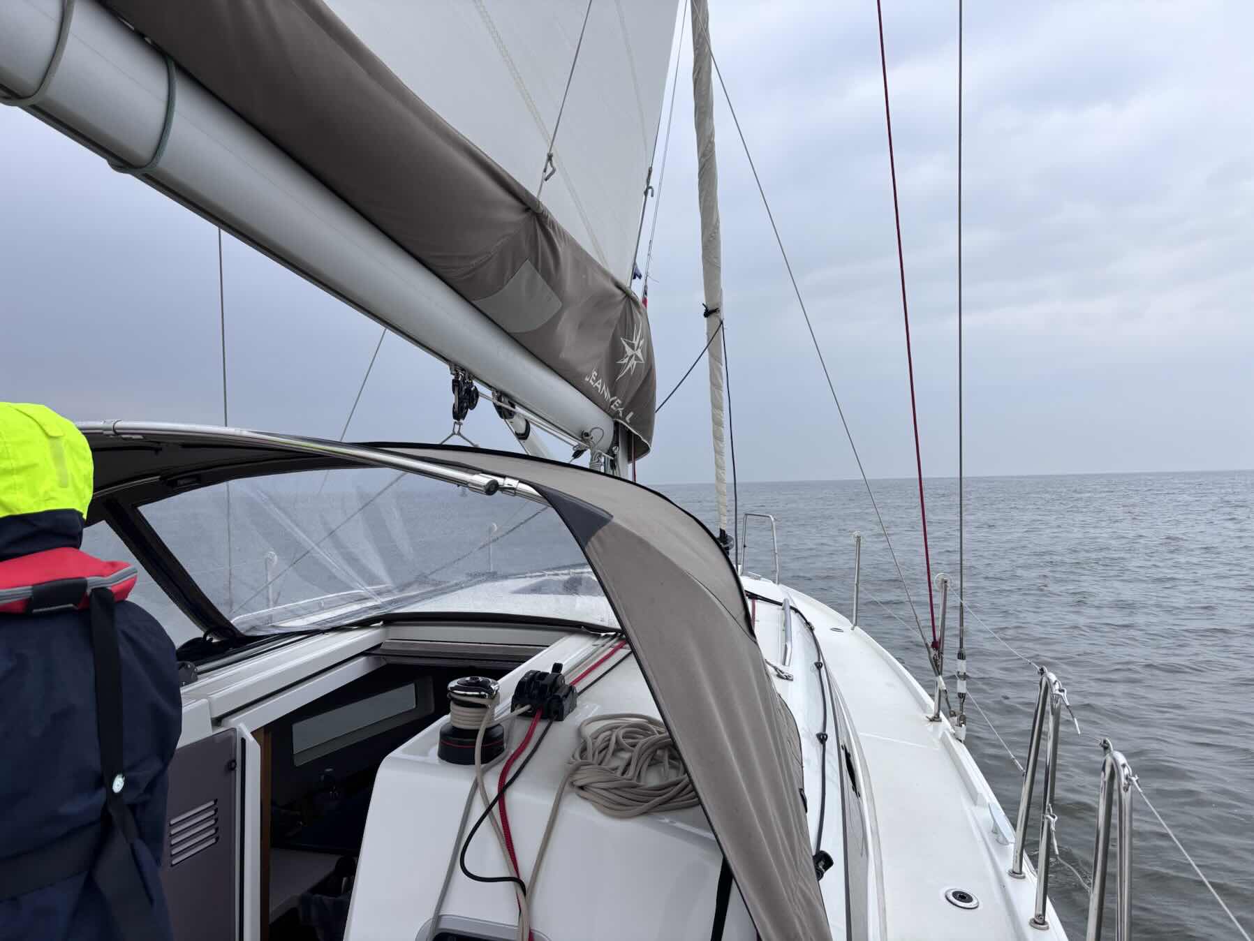 Voyage_E2CB40B8-738E-4485-AF2B-850CC9C76166