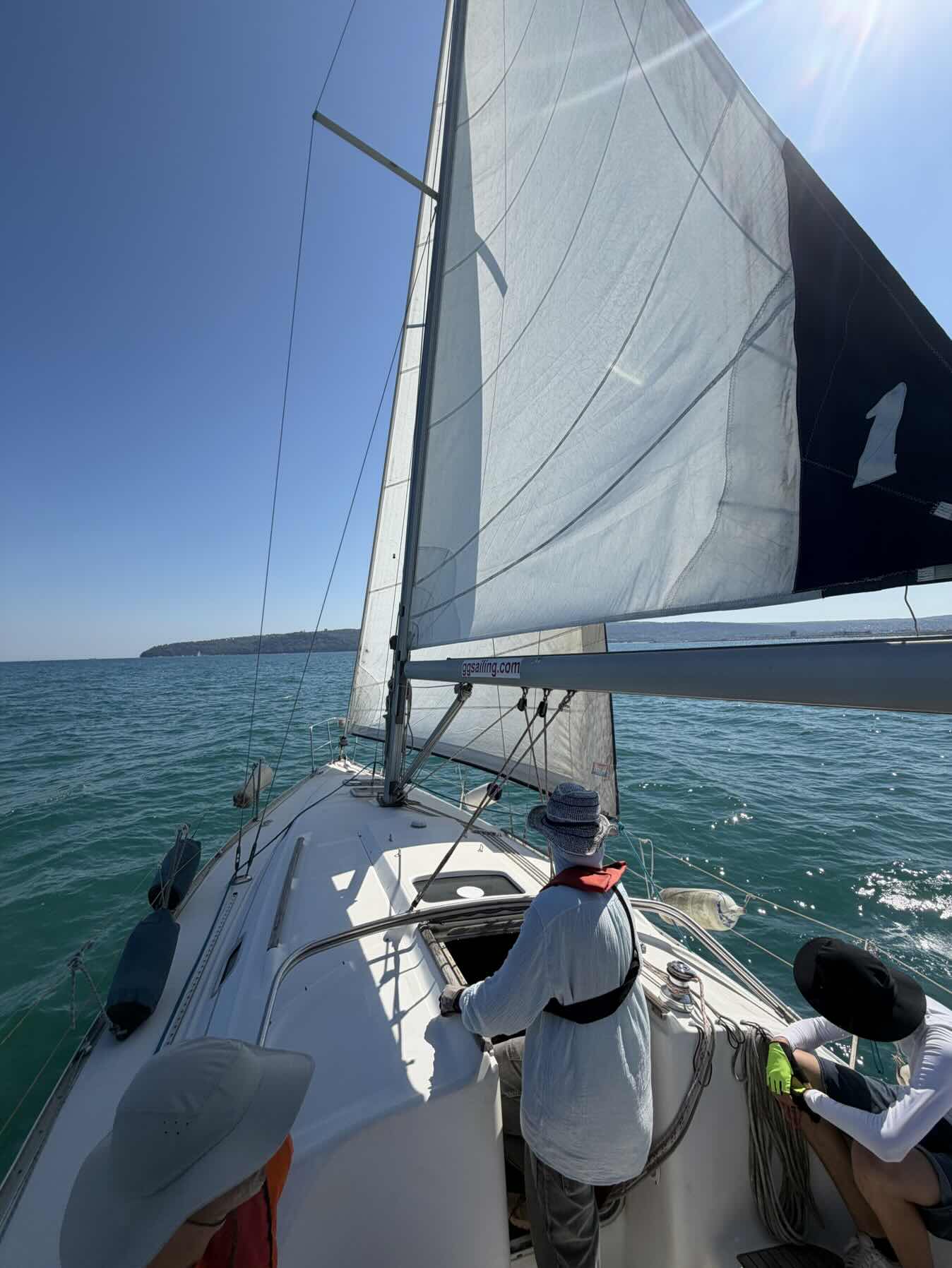 Sail training session_DCE232C2-A1EC-426D-A136-D103FC99E821