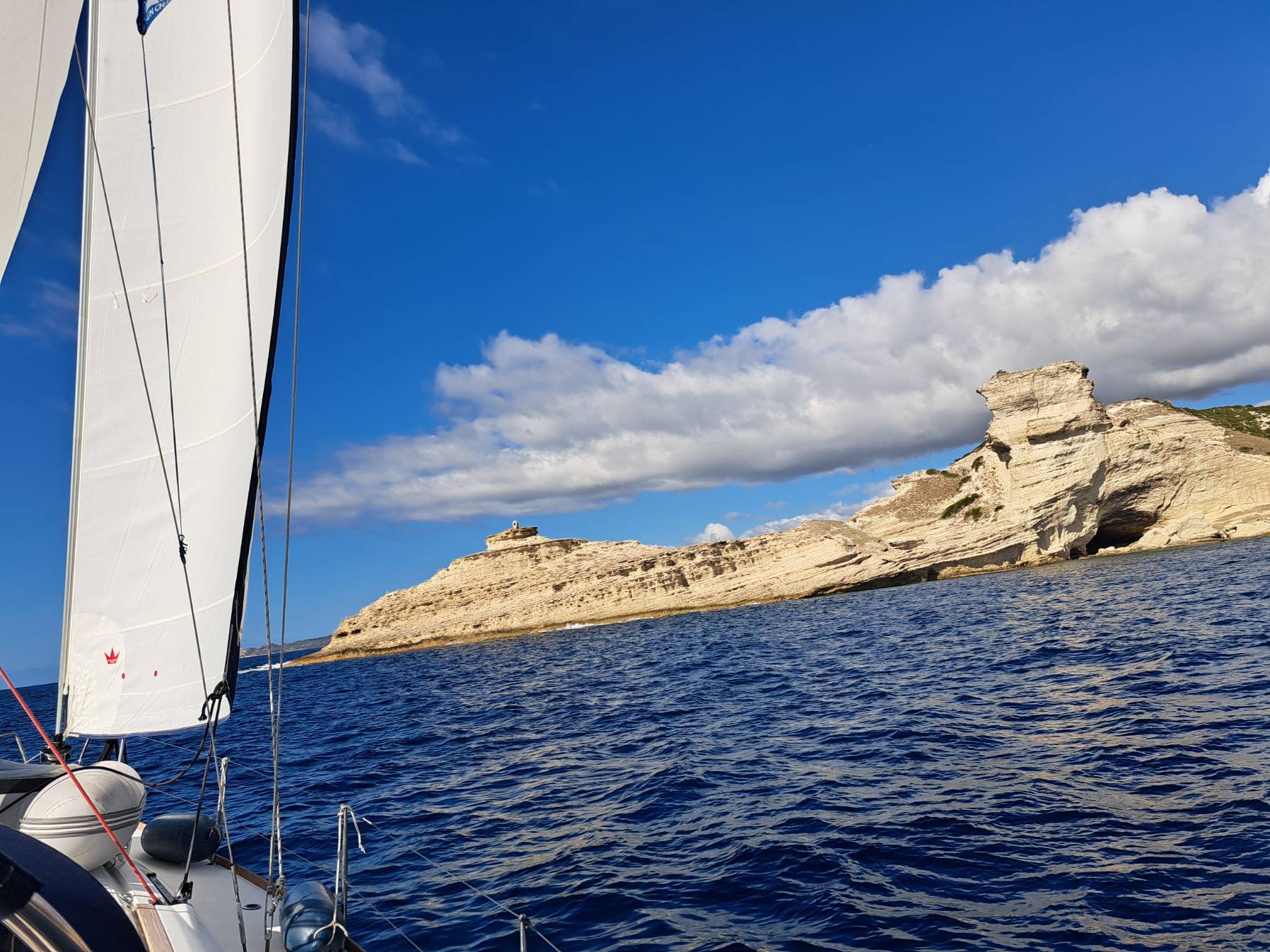 Bonifacio_8C520517-D100-4C61-974C-C2CC75191575
