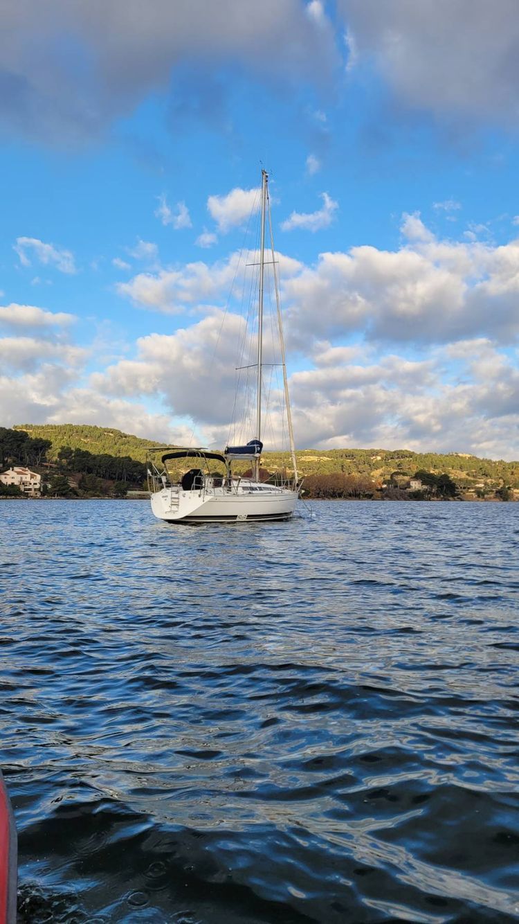 Voyage photo from Etang de Berre, Saint-Chamas.