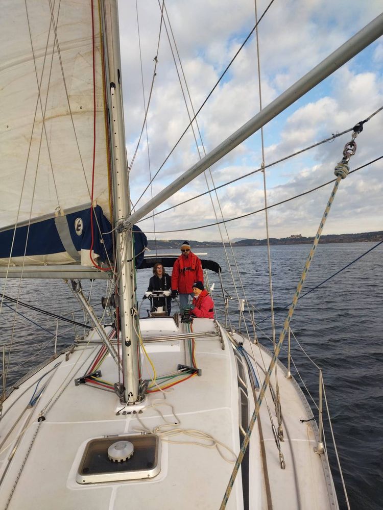 Voyage photo from Etang de Berre, Saint-Chamas.