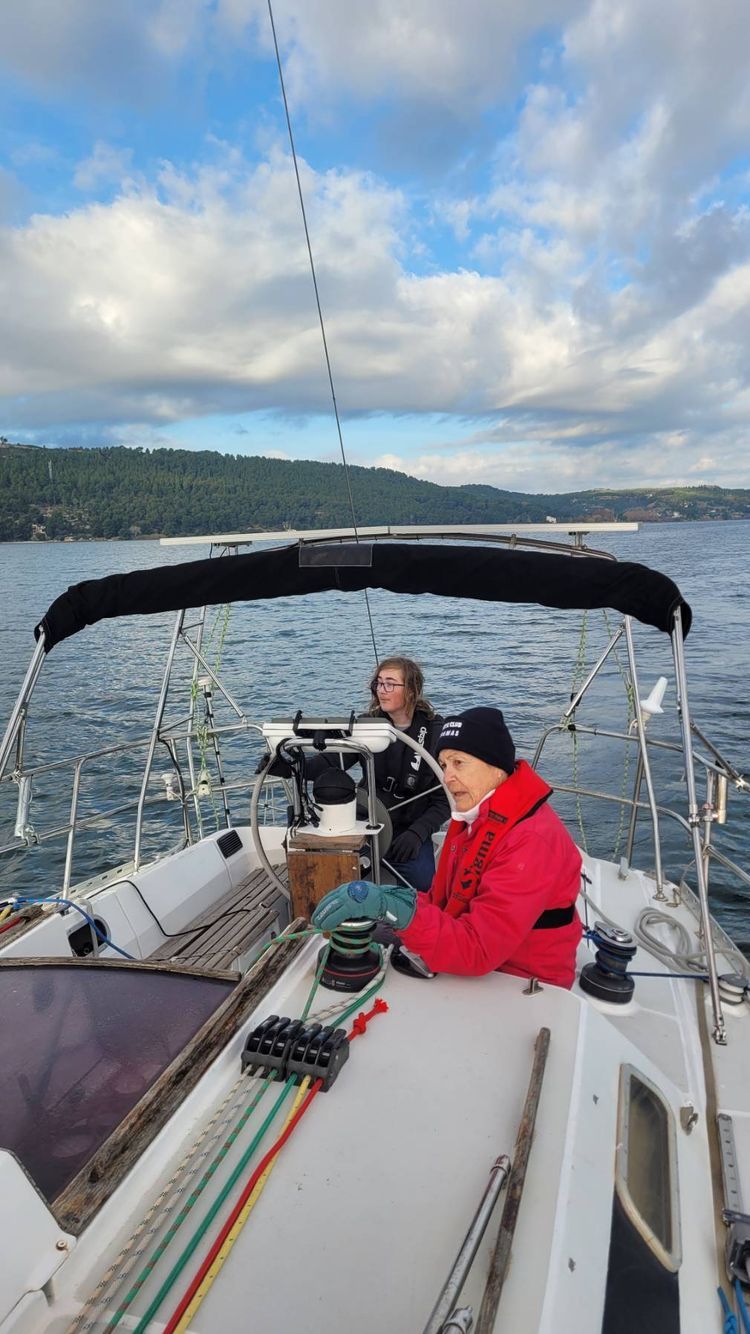 Voyage photo from Etang de Berre, Saint-Chamas.