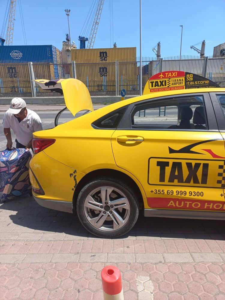 Voyage photo from Durres with Zoe to Shenjin Checkout!