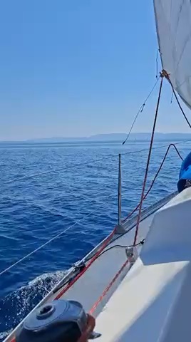 Voyage_E5C1D665-D03B-4EAB-8892-04DAB295AC54