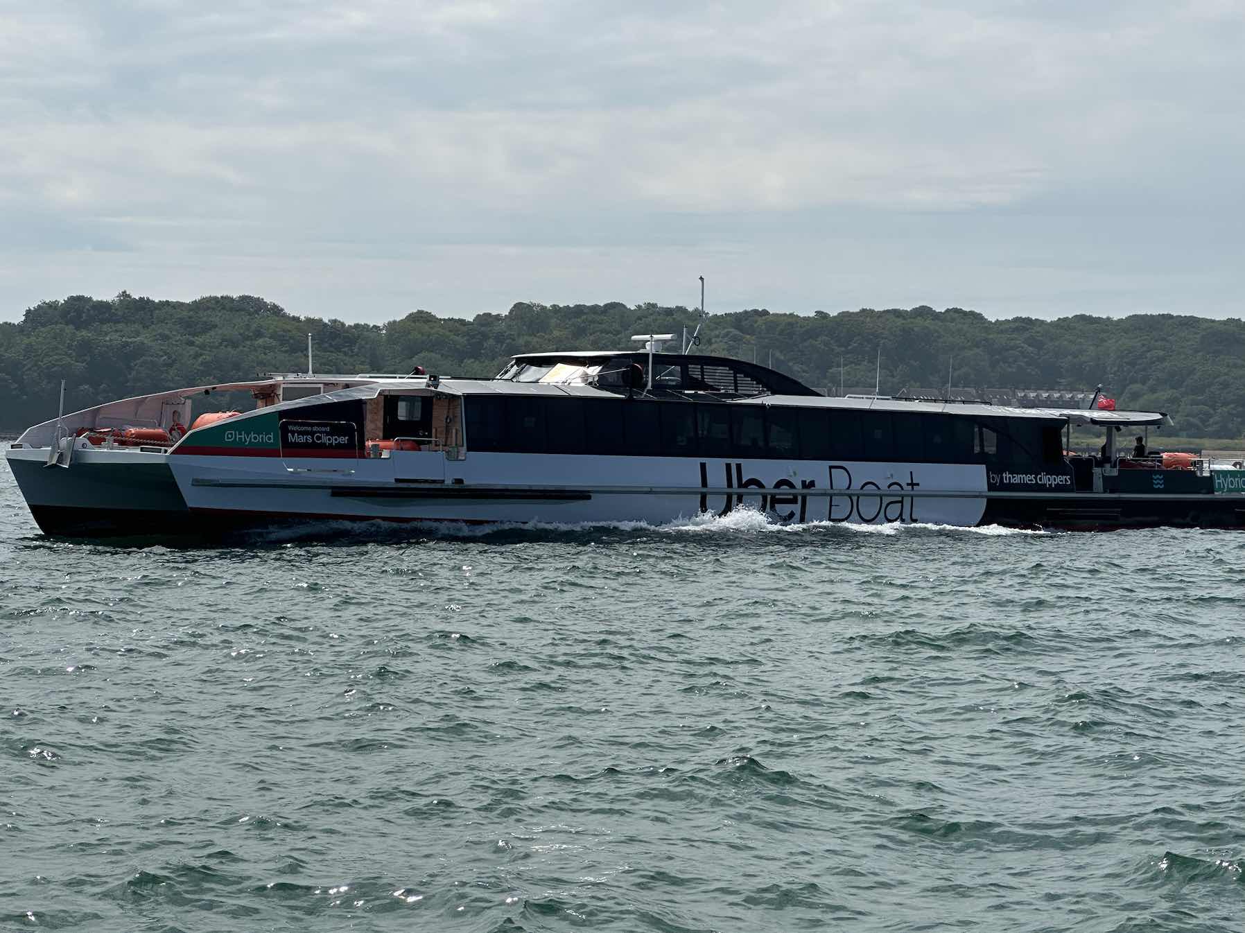 Day sail to Totland Bay_AD49A4E9-FAF1-477D-B259-F599A5075B77