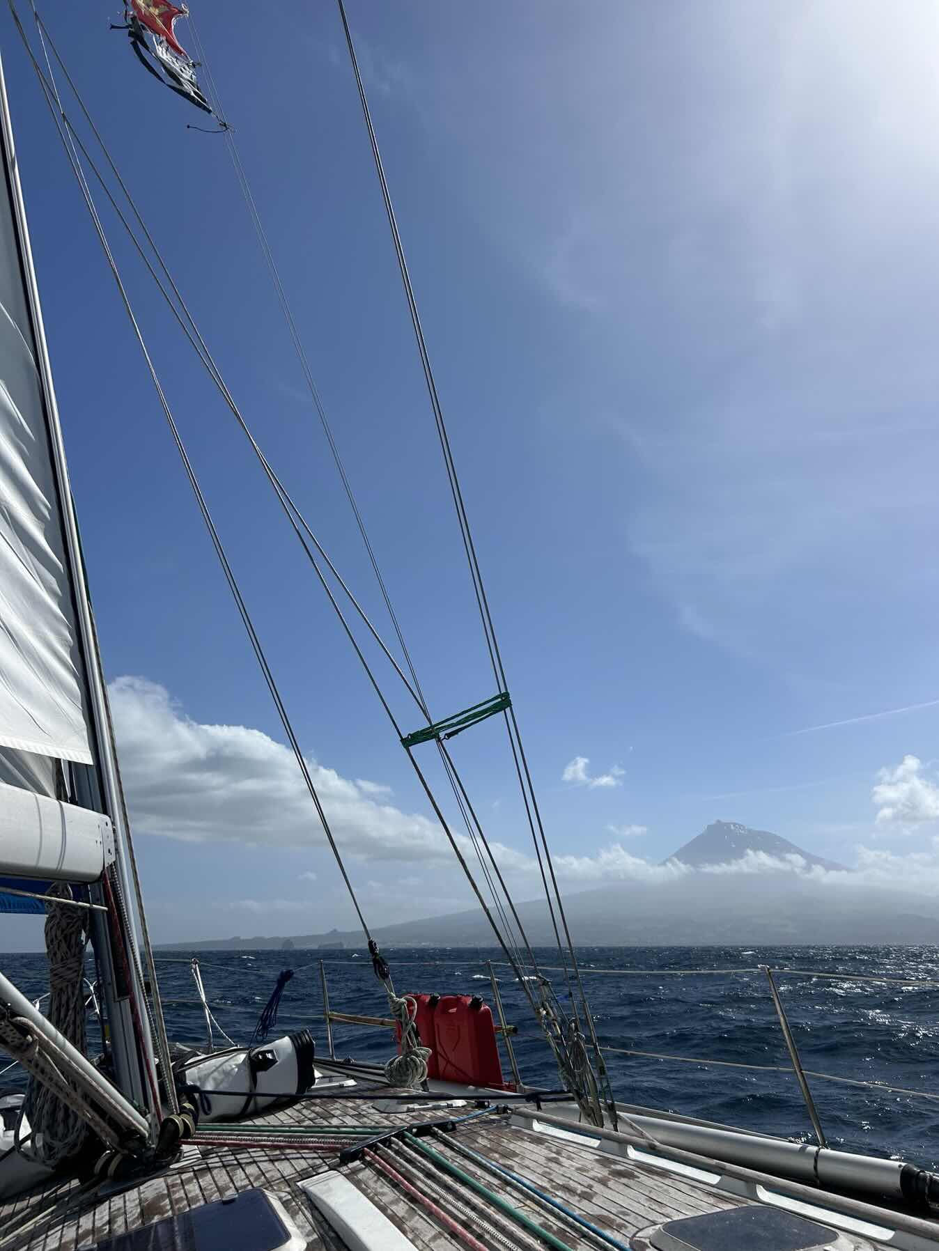 Transat retour - Part 2 _6F19DE88-91F5-4C12-8F0B-1C31B2E1CBFF