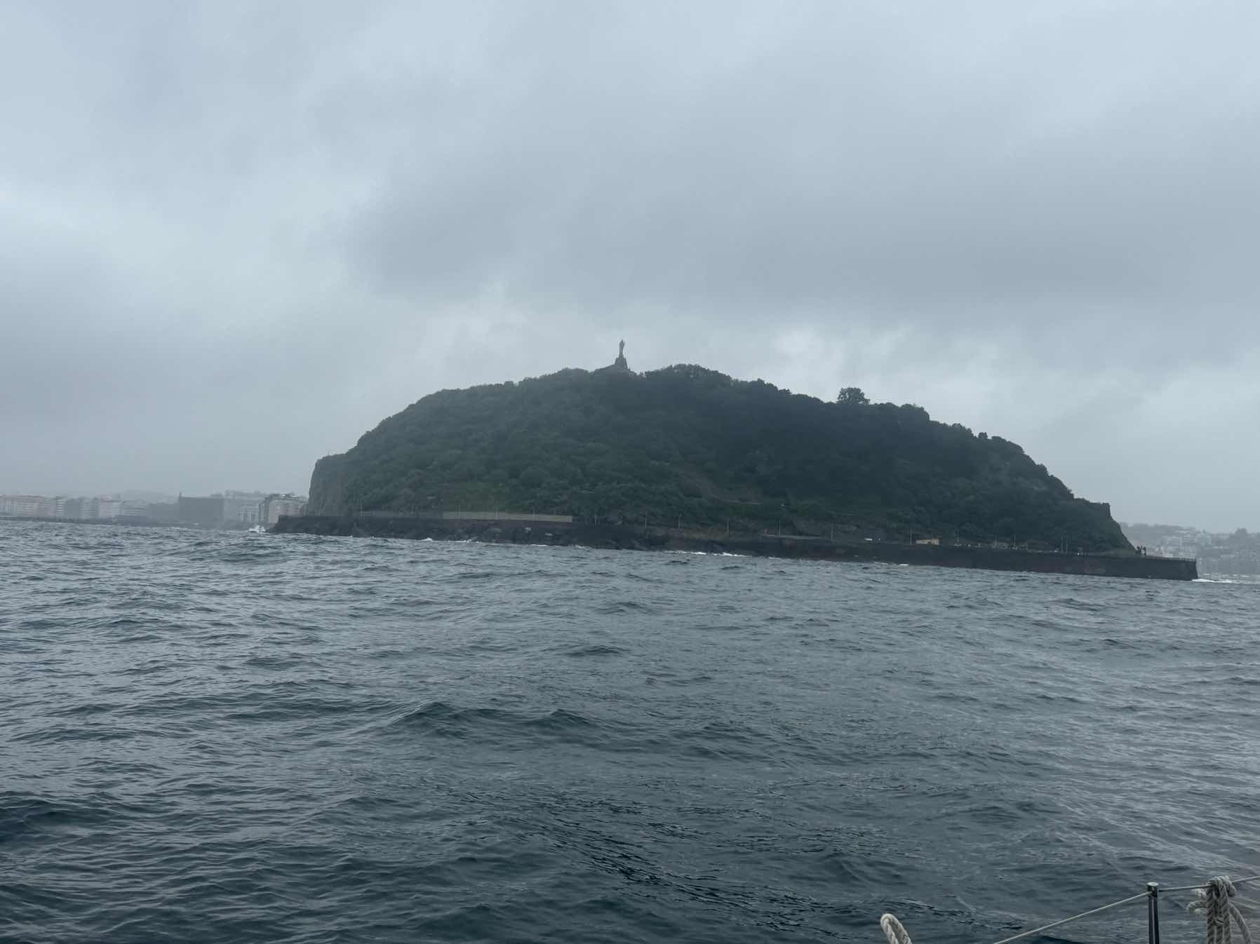 Drizzly steam to San Sebastián - Donastia_10917CDF-EAD8-4CCC-A445-411DA15724E8