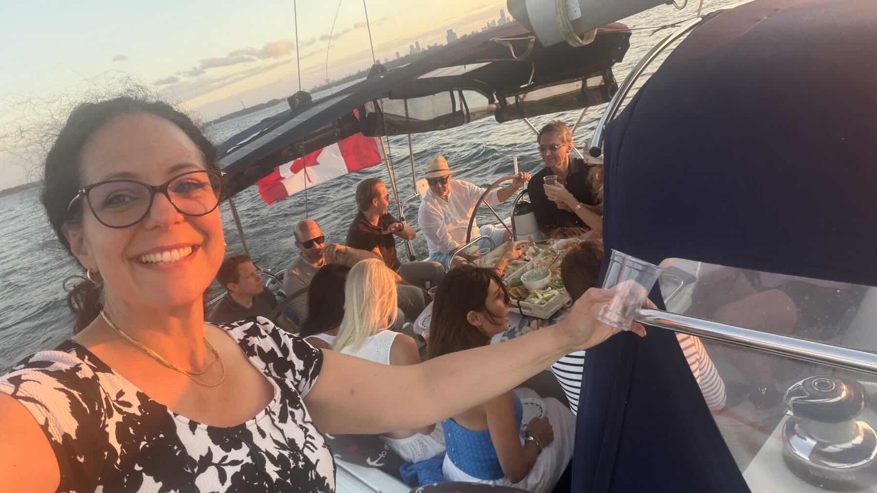 Social sailing _2842EF47-BD41-4E4A-B2D0-B797EEB98983