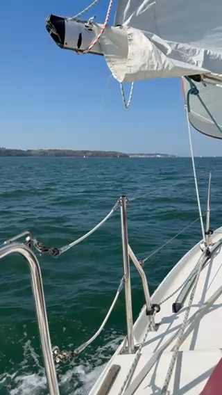 Sunny passage to Lymington_2D6B69B6-534F-4DC0-A28B-2123952B65C9